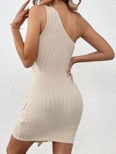 One Shoulder Front Tie Bodycon Dress